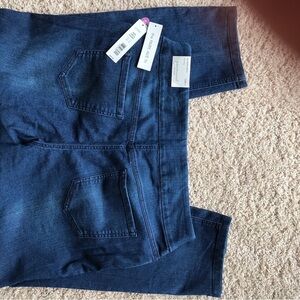 Jeans Westbound woman Jeans Park Ave Fit Size 16W S. Slim leg. Short length NWT.